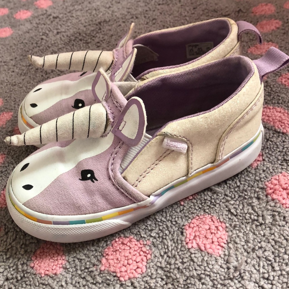 Unicorn Toddler Vans!! 🦄
